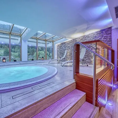 Majestic Otel Madonna