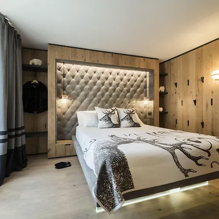 Otel Majestic 4*